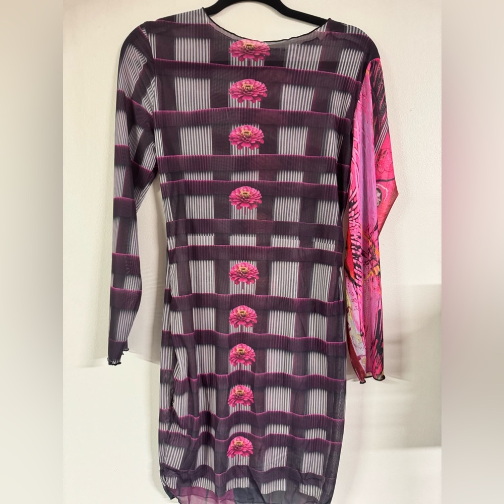 Raspberry pie, long mesh dress